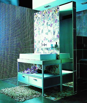 浴室化妝講究技巧 煥然一新展現(xiàn)魅力