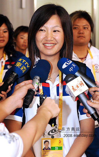 圖片說明:“漂亮寶貝”賴圣蓉出任中華臺(tái)北隊(duì)棋手。攝影:曹子琛