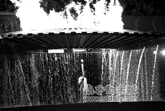 盤點(diǎn)歷屆奧運(yùn)會點(diǎn)火儀式之最 最感人亞特蘭大