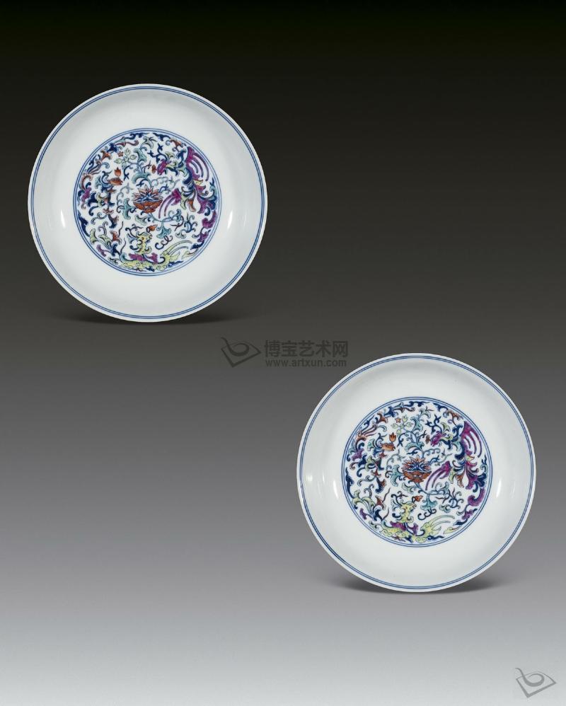 清道光 斗彩鳳穿花紋盤(一對)