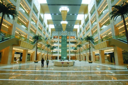 聚信美?家居世紀(jì)城恢宏中庭 攝影記者 梁杰