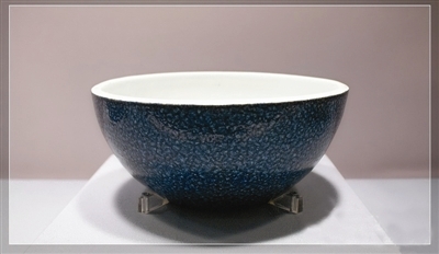 圖6首博藏宣德“灑藍(lán)釉”缽 圖6首博藏宣德“灑藍(lán)釉”缽