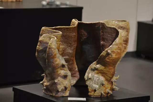 一日品千年豫瓷厚重 一地看今日薪火傳承 河南省第三屆陶瓷大展