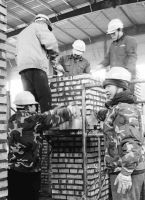 1��5�����(y��ng)�ǿh��(zh��n)�x���մɹ��I(y��)�@�^(q��)�������մ��ۉK�(xi��ng)Ŀʩ���F(xi��n)��(ch��ng)�����O(sh��)�����M(j��n)���մ��ۉK�G�t���O(sh��)��ԓ�(xi��ng)Ŀ����(zh��n)2015���������Y�����(xi��ng)Ŀ���A(y��)Ӌ(j��)Ͷ�Yǧ�f(w��n)Ԫ������6�µ�Ͷ�a(ch��n)�����ɰ��Ů�(d��ng)?sh��)?00�˾͘I(y��)��