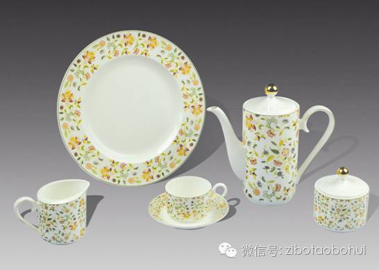 點擊圖片翻到下一頁>> 聚焦陶博會之十二