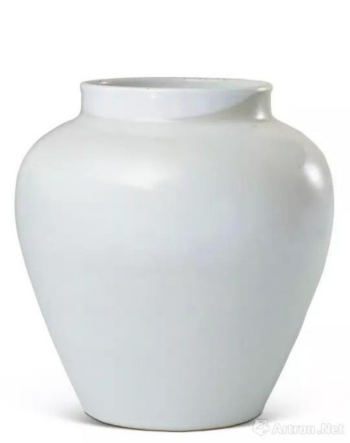 北京東正2016“重要中國陶瓷及工藝品專場”清官窯精品預(yù)覽