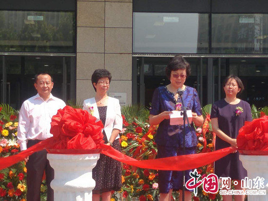 點(diǎn)擊圖片翻到下一頁>> 水火土陶瓷超市線下體驗(yàn)店開業(yè)(圖)